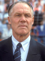 Rinus MICHELS