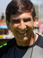 Gustavo Costas
